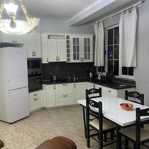 Tirana Apartment White